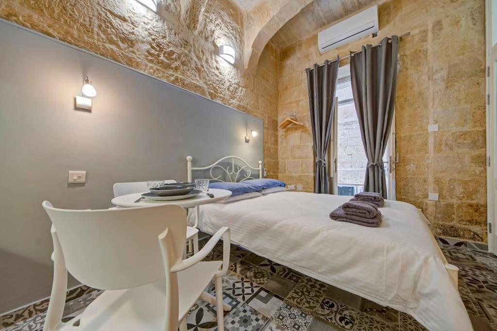 31 Sally Port Valletta