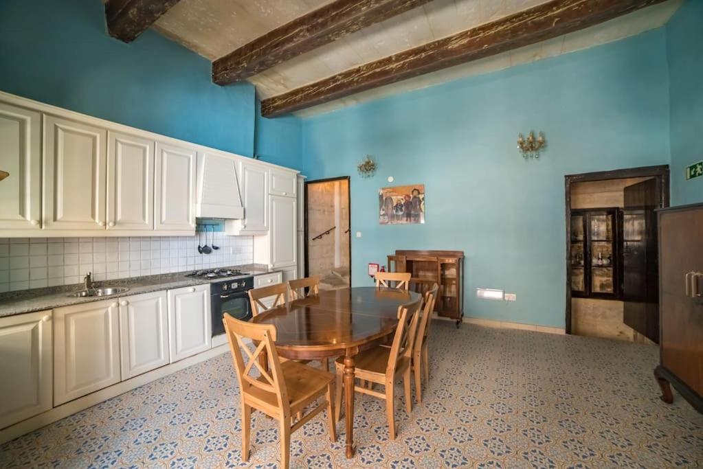 Juf- Juliana's Unique Townhouse *