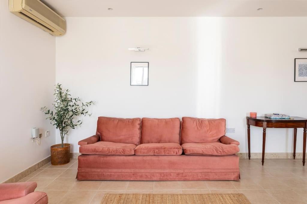 Apartment Penthouse With Roof Terrace And Sea Views Valletta