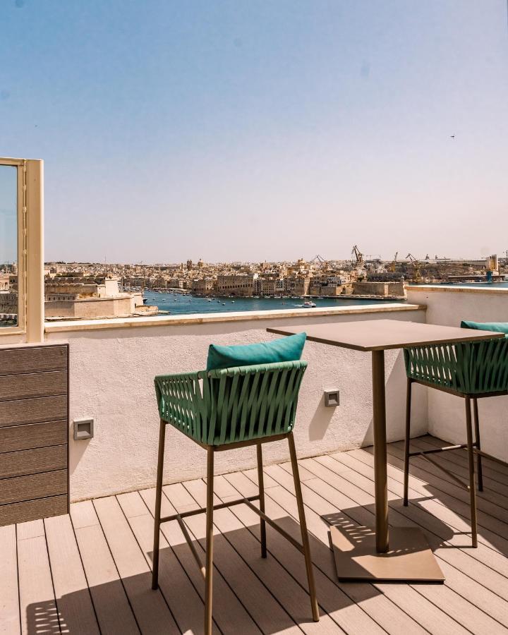 Iniala Harbour House