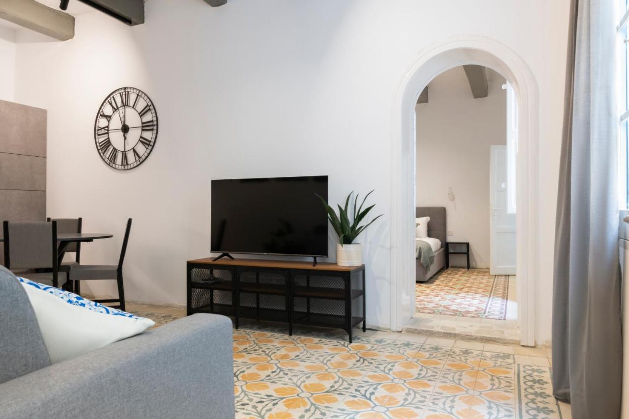 Apartment Collection - Felix *