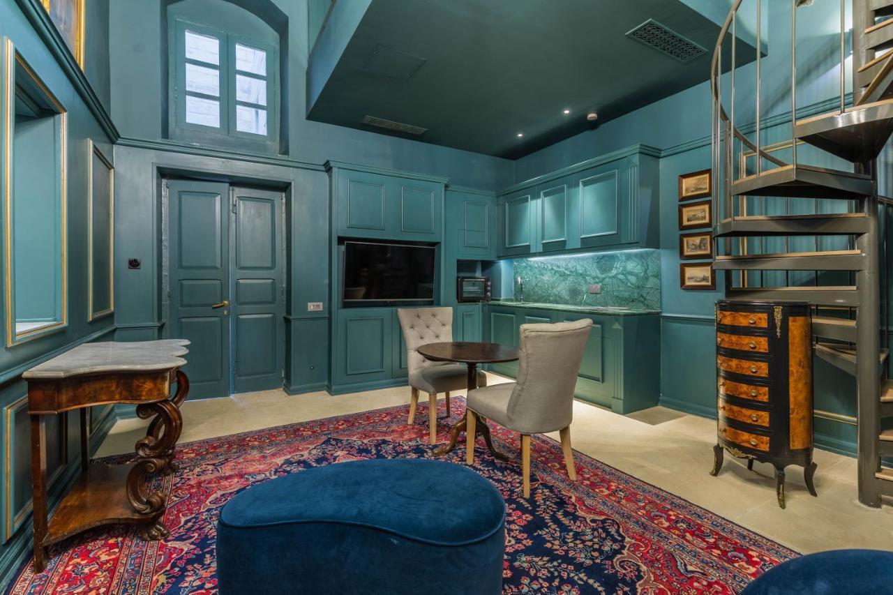 House Of W Apartment