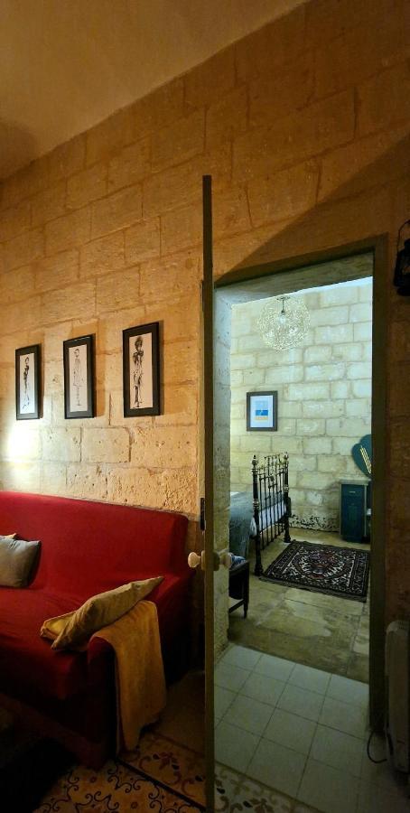 Myrtle - Authentic Experience Apartment