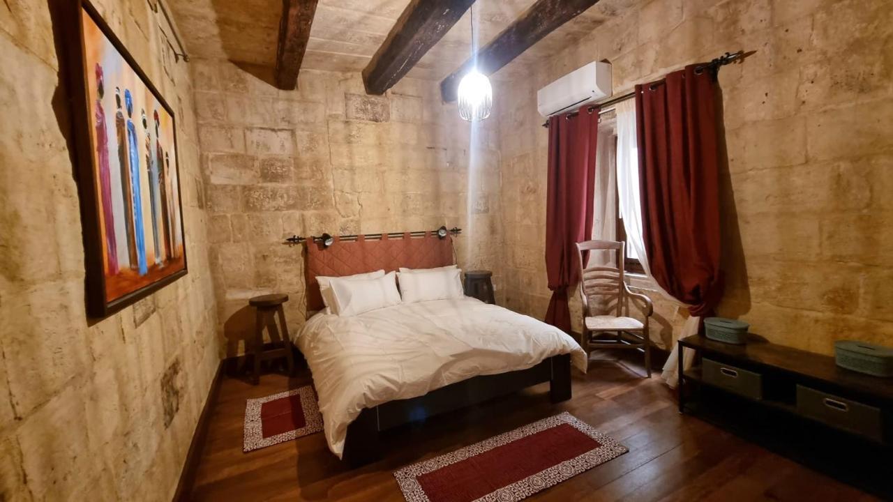Vallettacharme - 2 Bedrooms Flat In The Heart Of The *