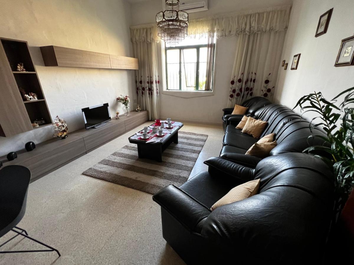 Superb 3 Bedroom In *