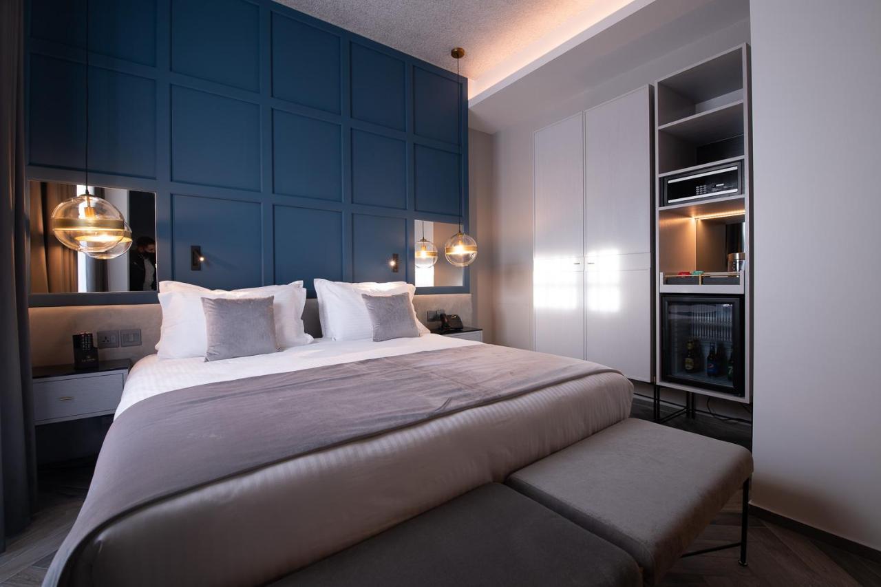The Embassy Hotel 4*