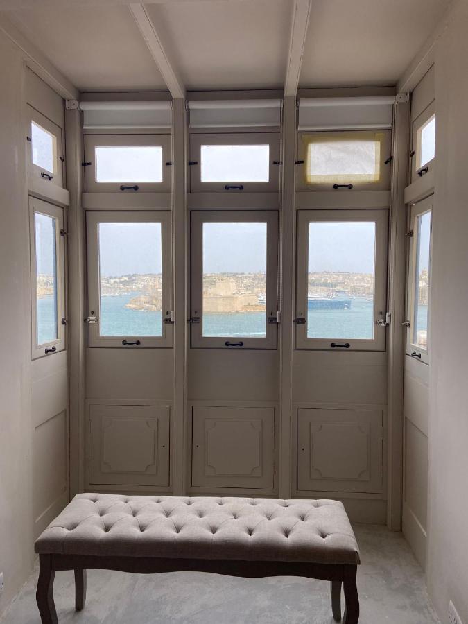 Apartment Stylish Seaview House