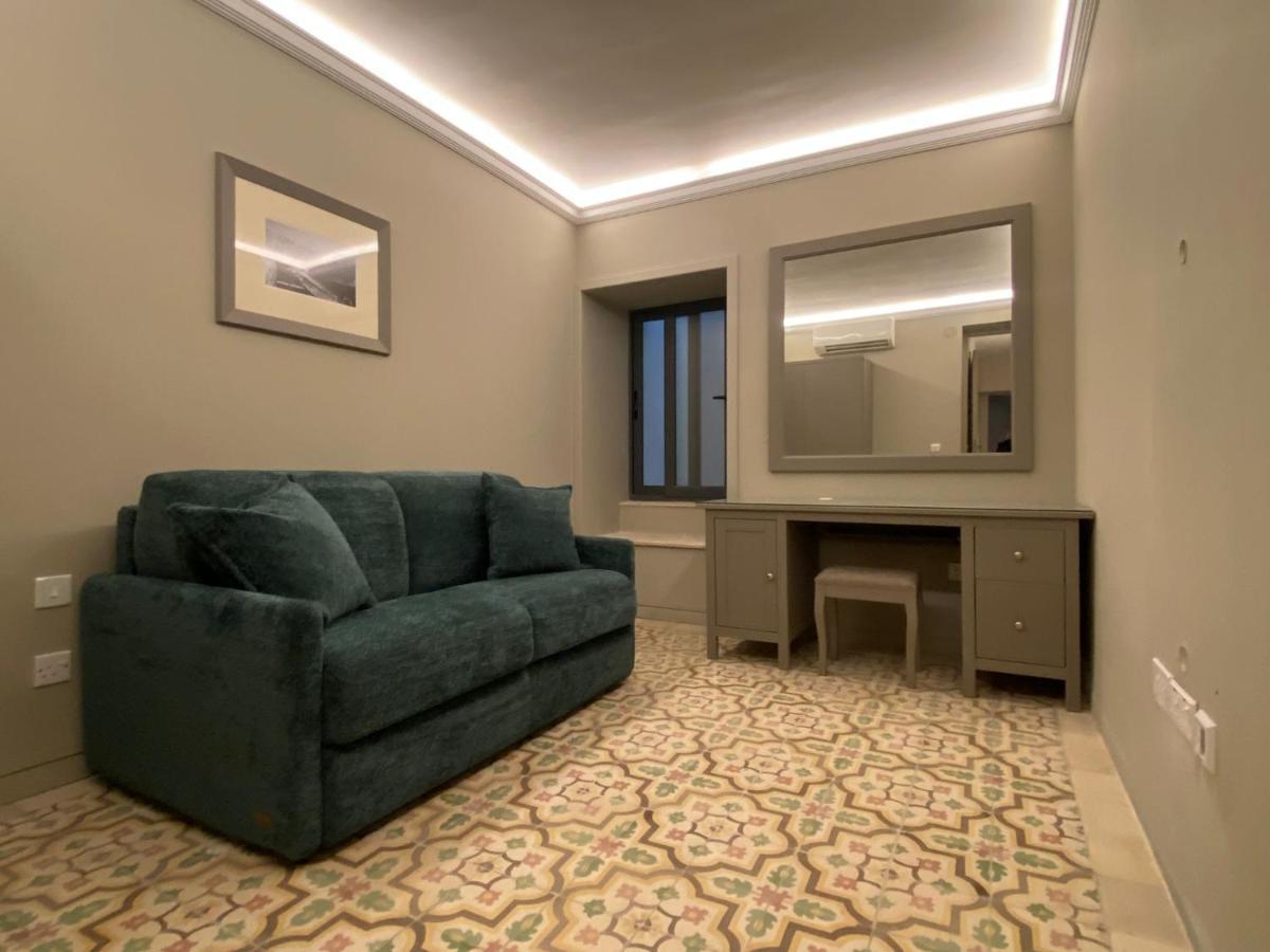 Stylish Seaview House Valletta