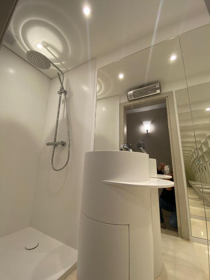 Stylish Seaview House Apartment