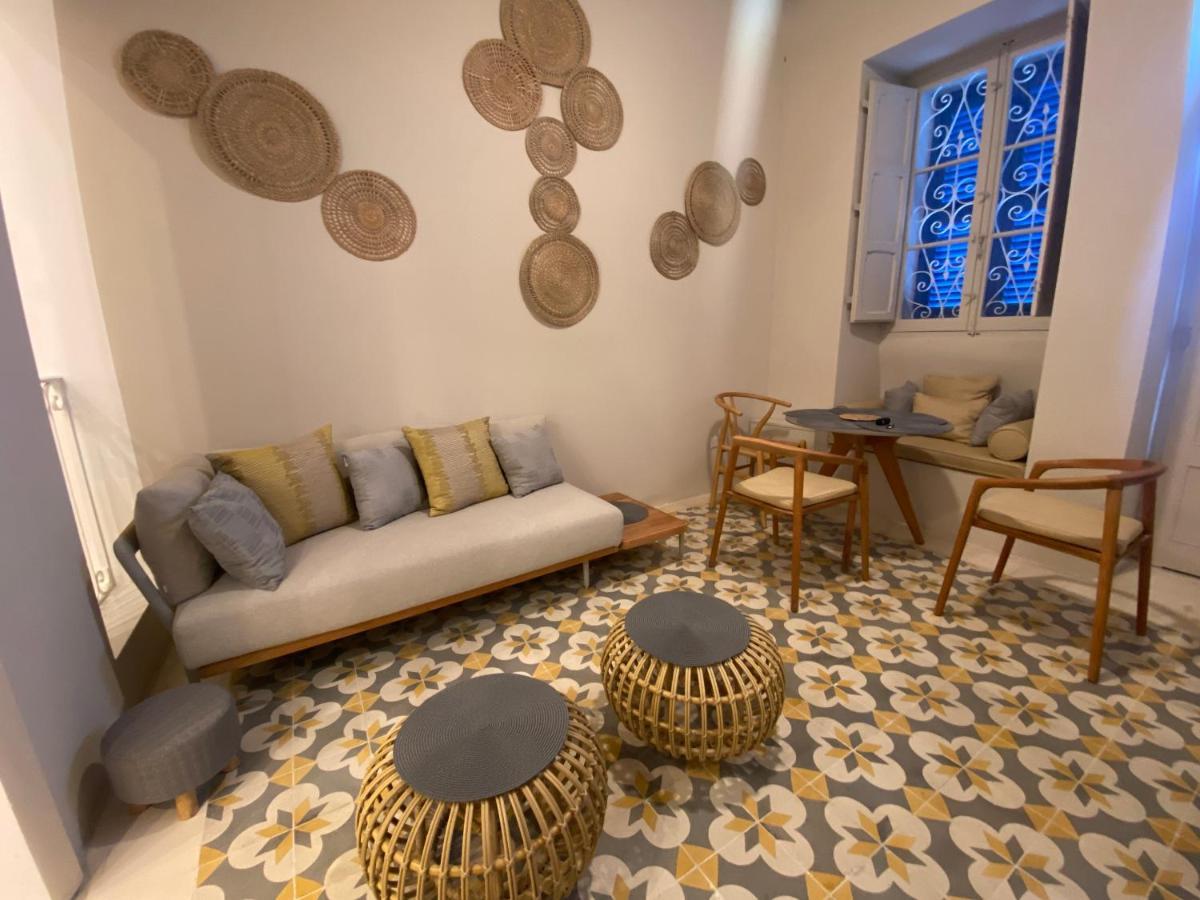 Apartment Stylish Seaview House