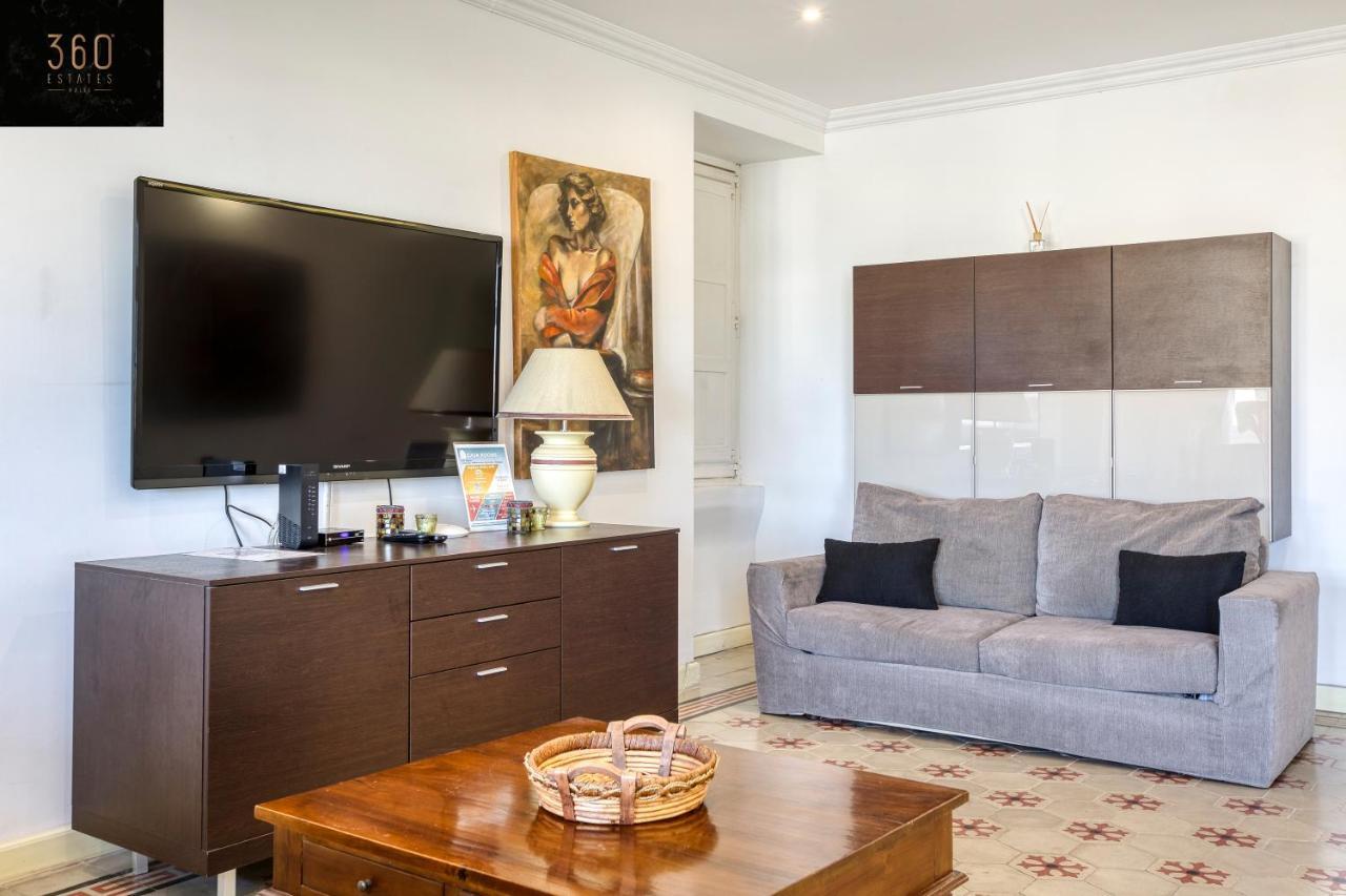 A 1br Stylish, Fully Equipped In The Capital By 360 Estates * Valletta