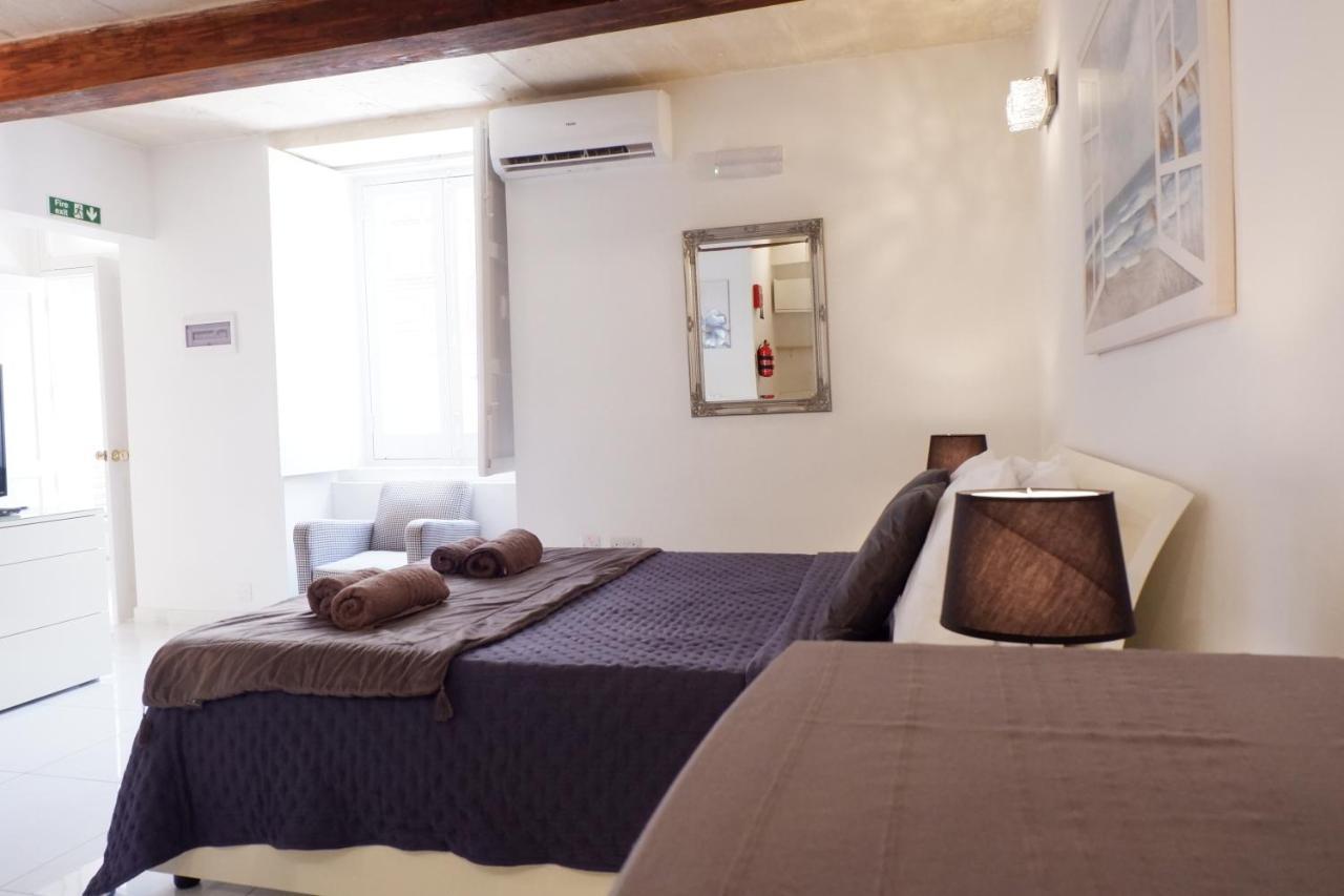 Apartment Spqr