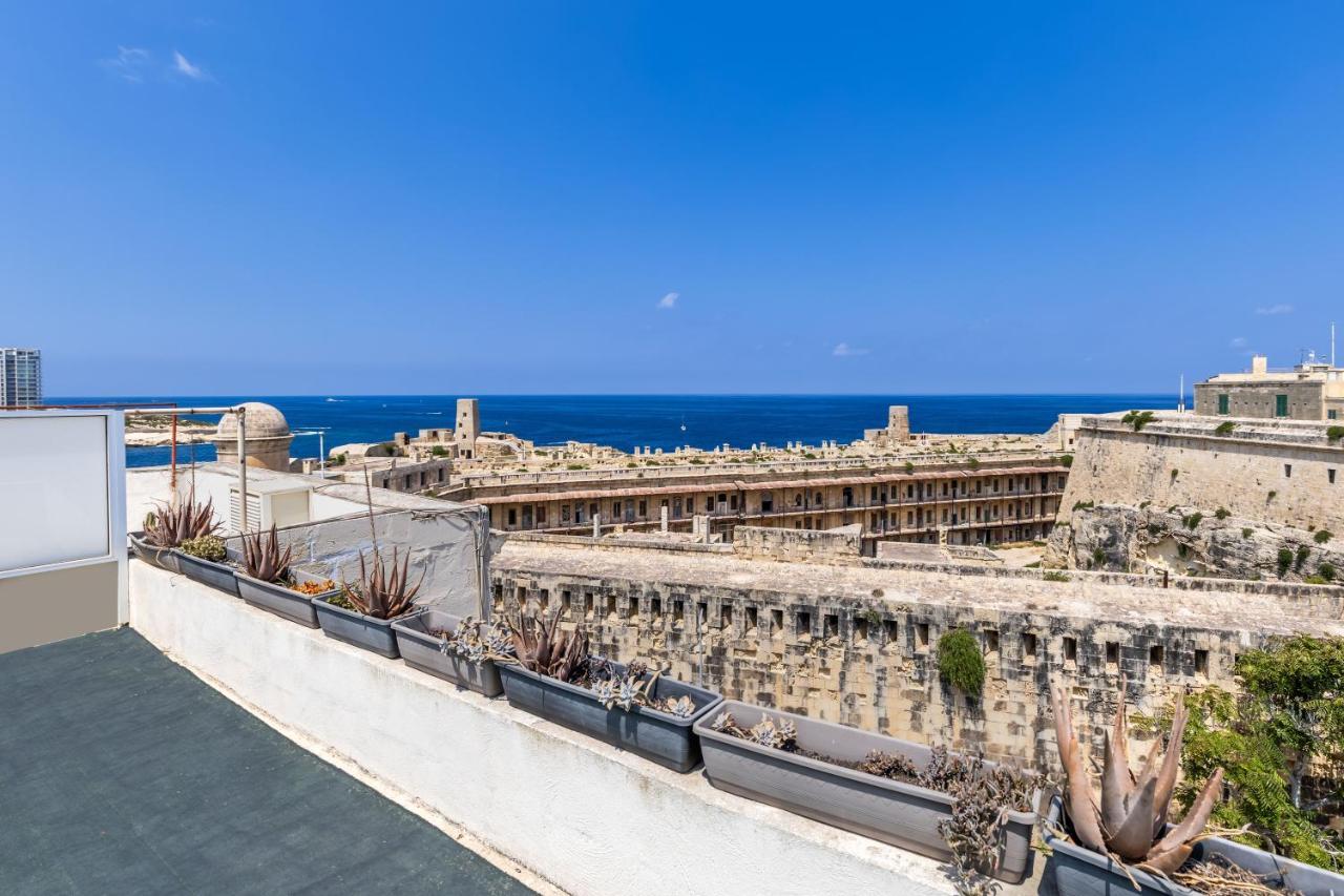 Bastions Seafront house Ferienhaus