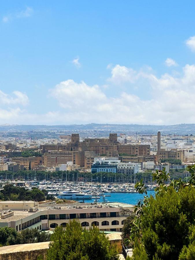 L'artist Casa Micallef * Valletta
