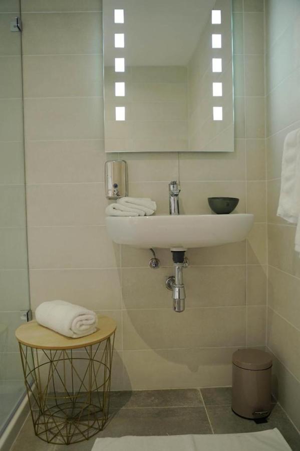 Private With Bathroom In *