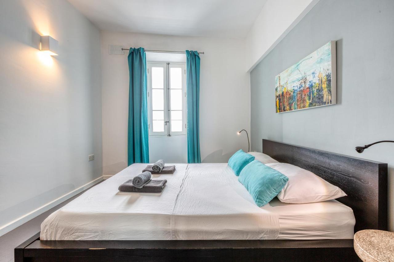 Apartment 49/3 Seafront Duplex Penthouse In Valletta