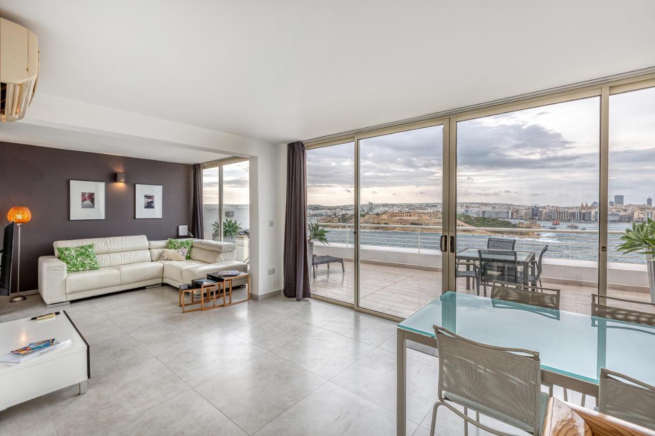 49/3 Seafront Duplex Penthouse In