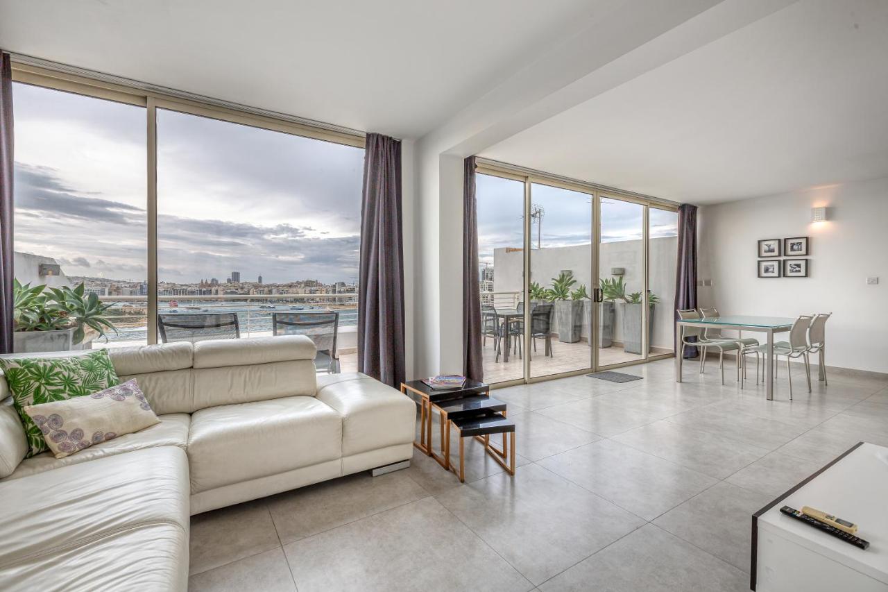 Apartment 49/3 Seafront Duplex Penthouse In *