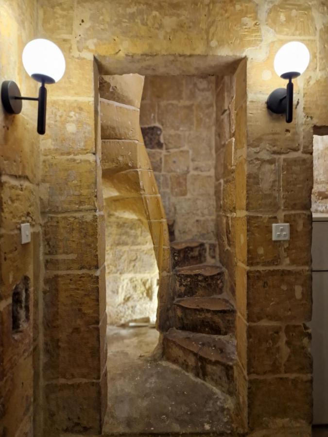 Renovated 16th Century House In Ferienhaus Valletta