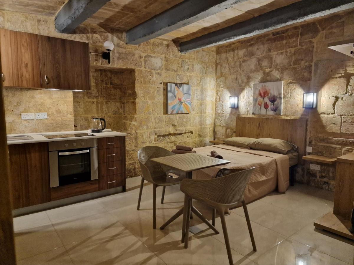 Ferienhaus Renovated 16th Century House In Valletta