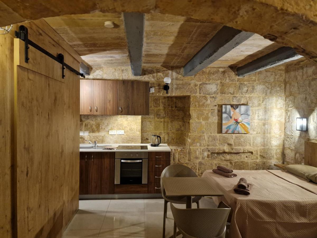 Ferienhaus Renovated 16th Century House In