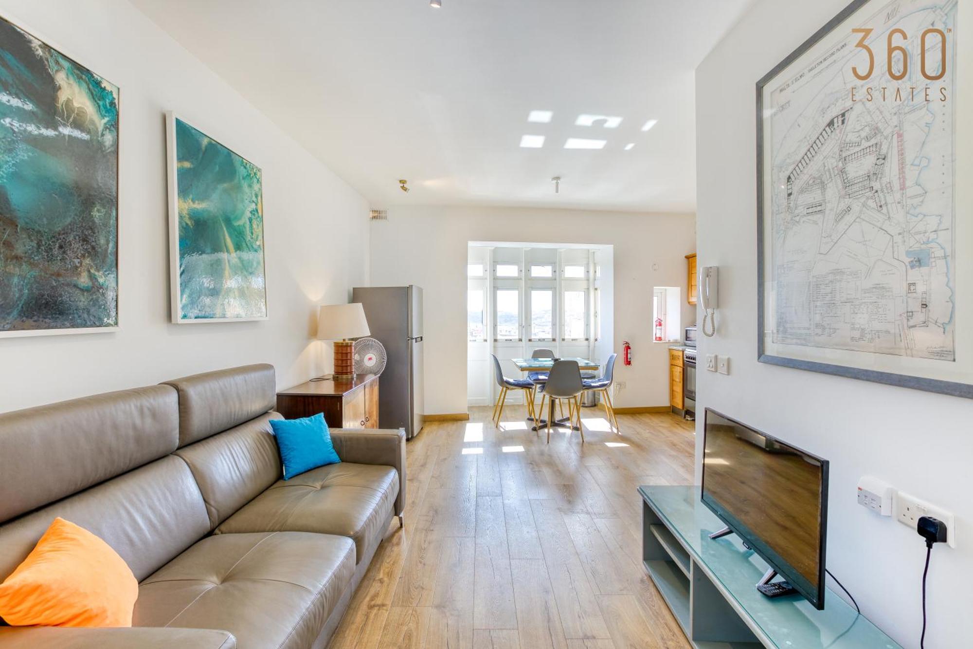 Charming With Sea Views & Maltese Balcony By 360 Estates *