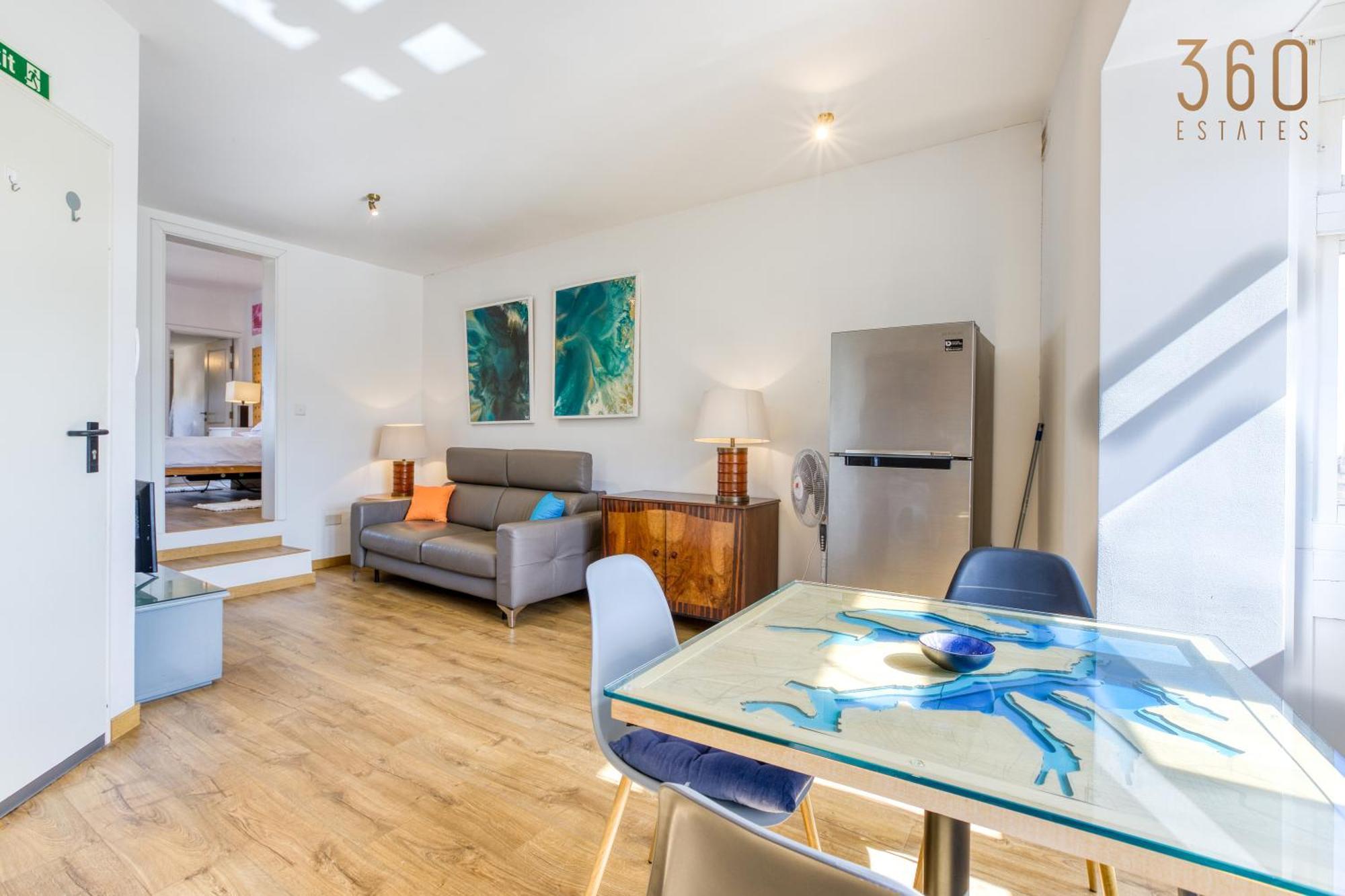Charming With Sea Views & Maltese Balcony By 360 Estates * Valletta