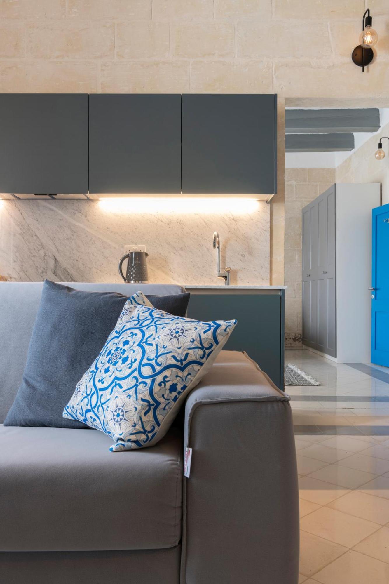 Collection - Felix Apartment Valletta