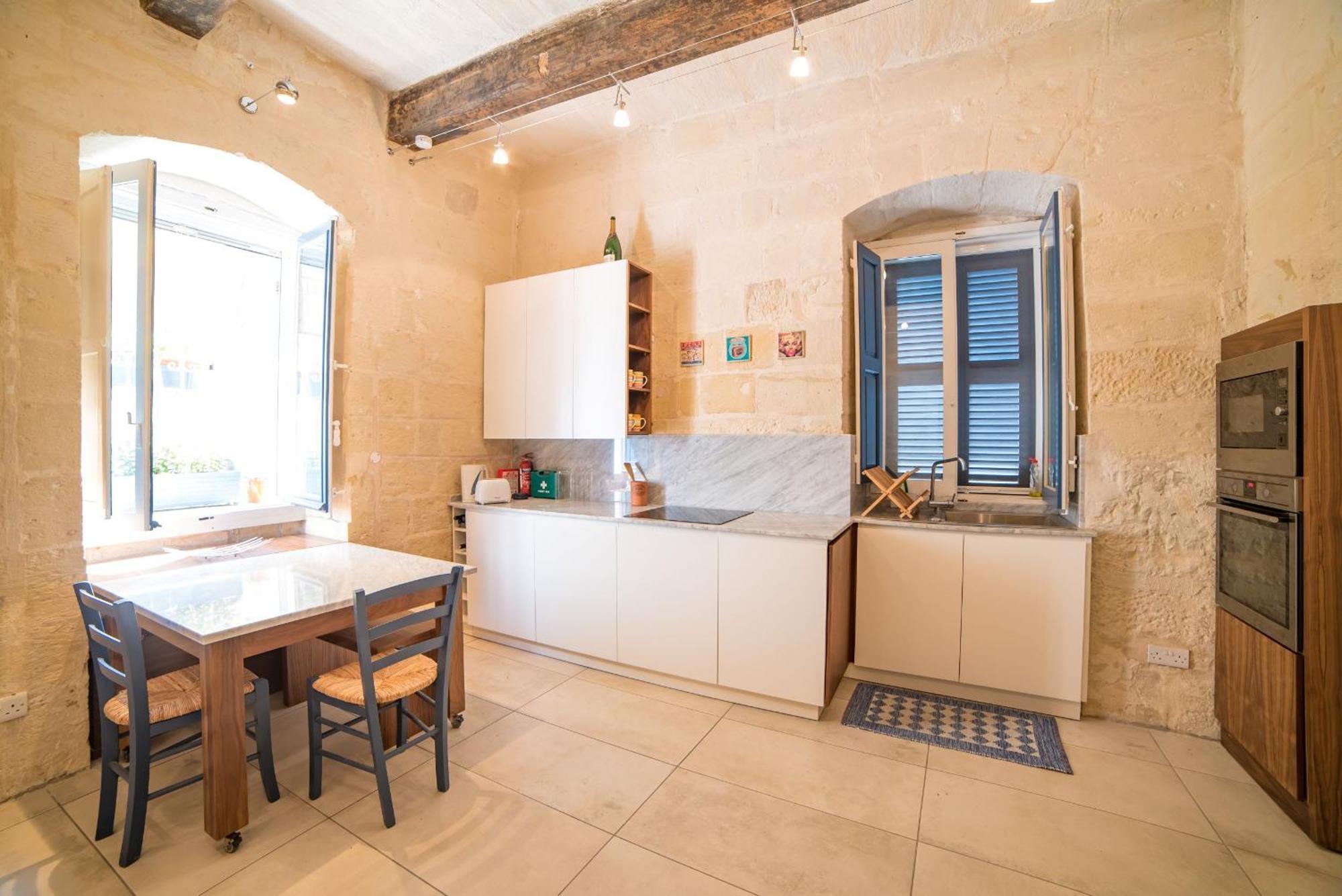 The Artist Apartment