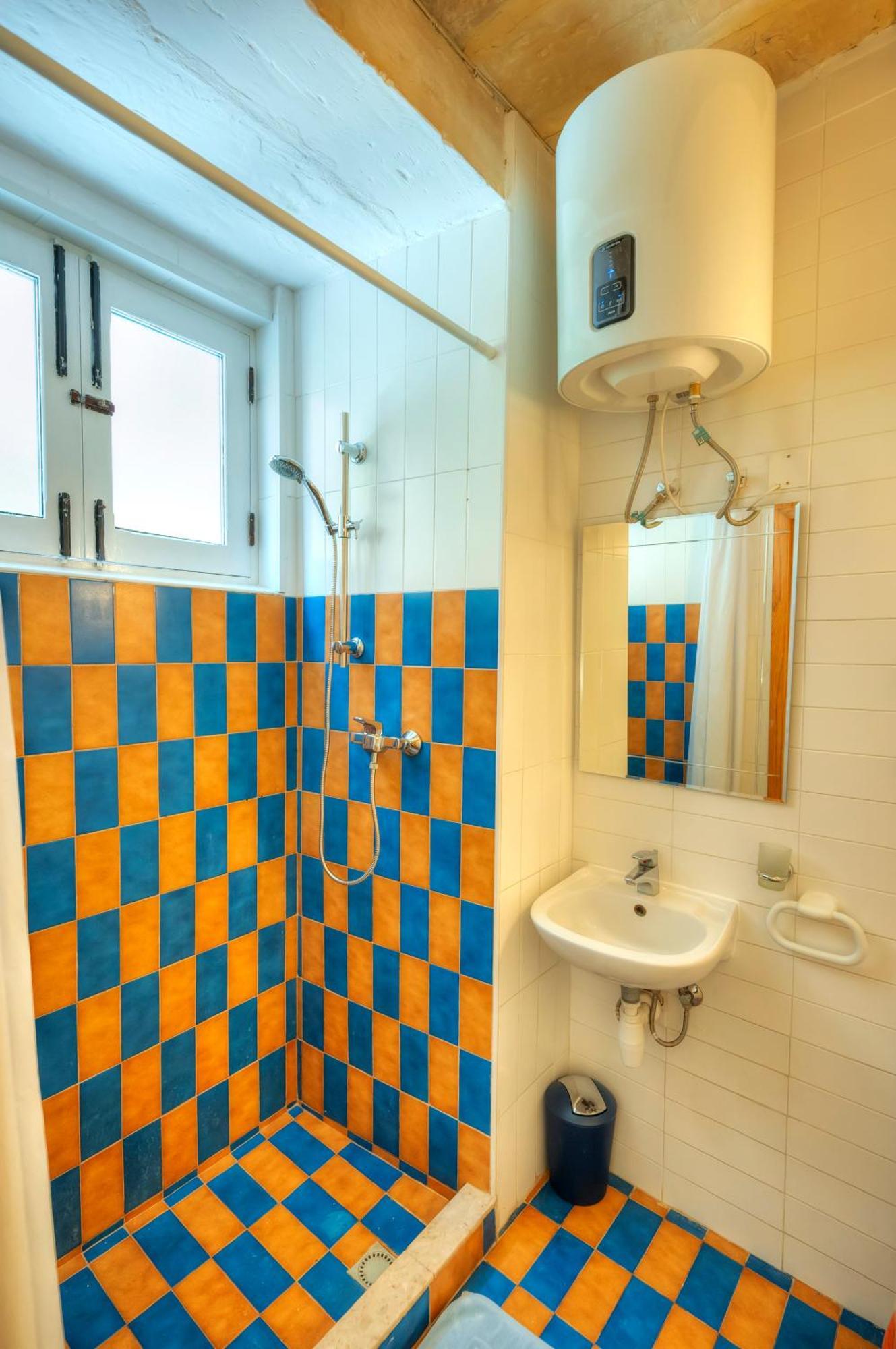 Charming 2bedroom Townhouse Center Kbut1-1 Apartment Valletta