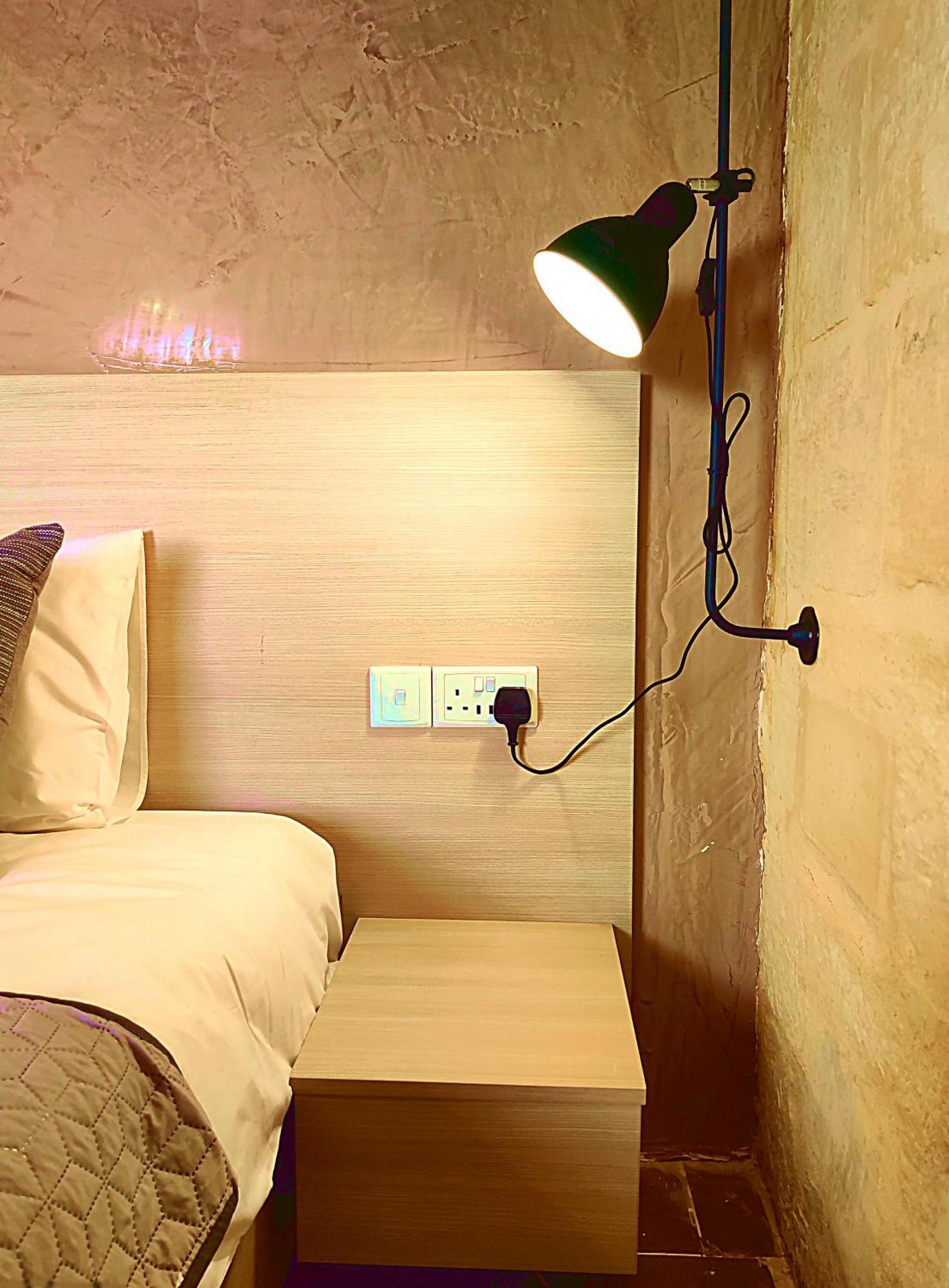 Wave 24 Savynomad Harbour & Private Cave Holiday home