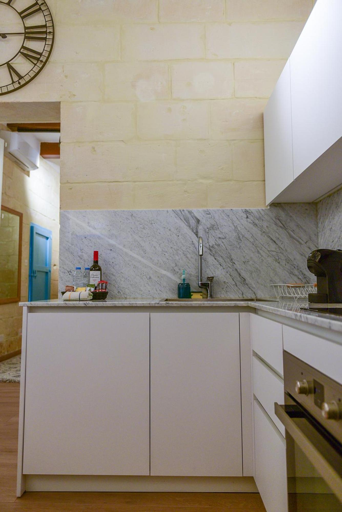 Apartment Collection - Felix