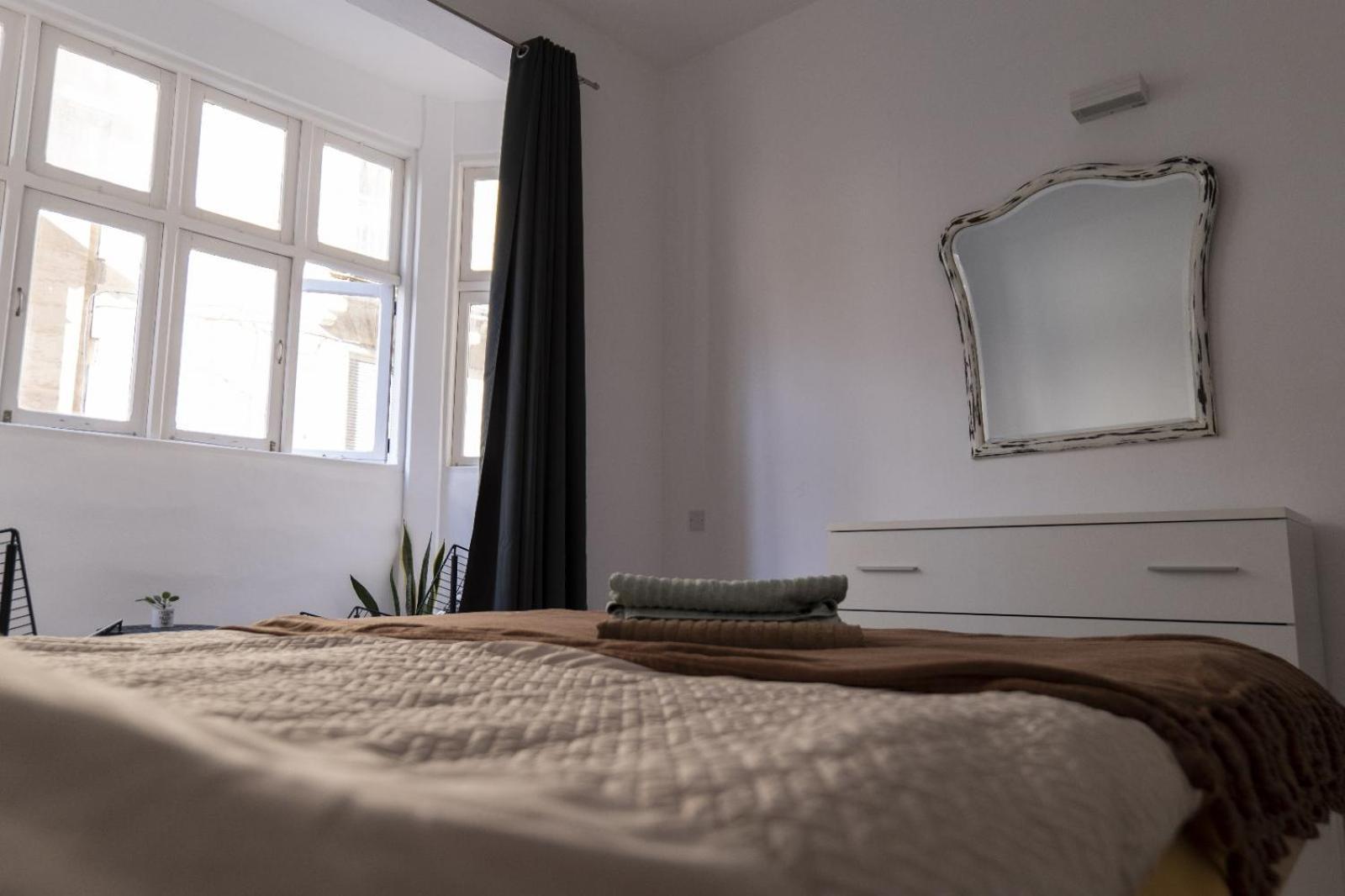Door Apartamento Valeta