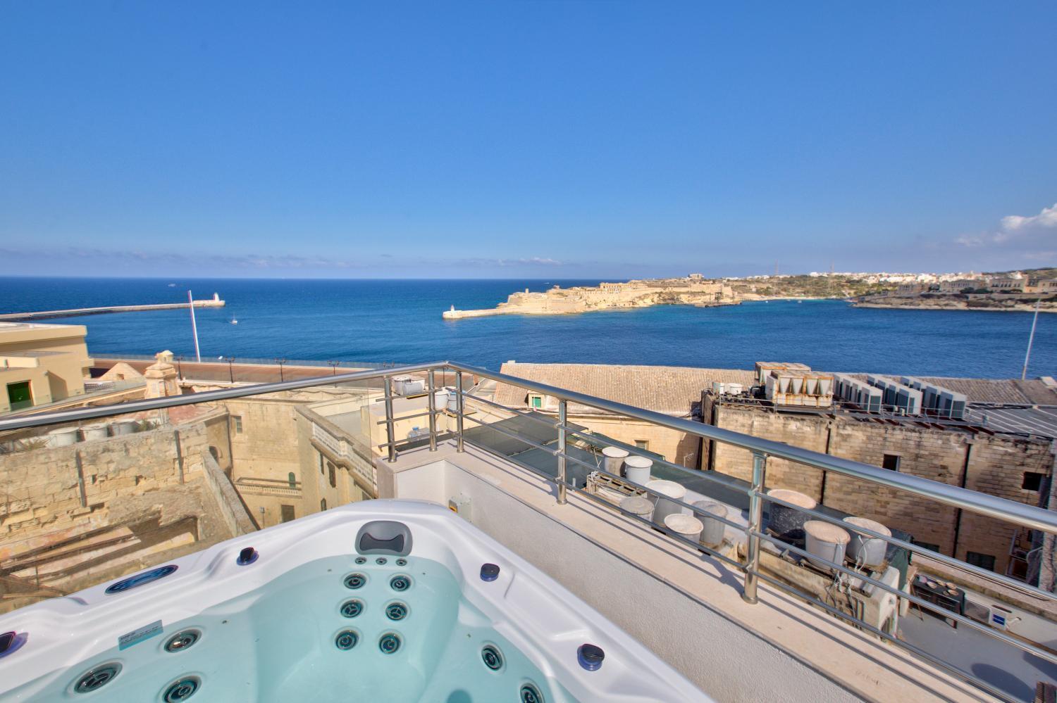 Luxury 4-bedroom Duplex With Stunning Sea Views Private Terrace And Jacuzzi Apartment