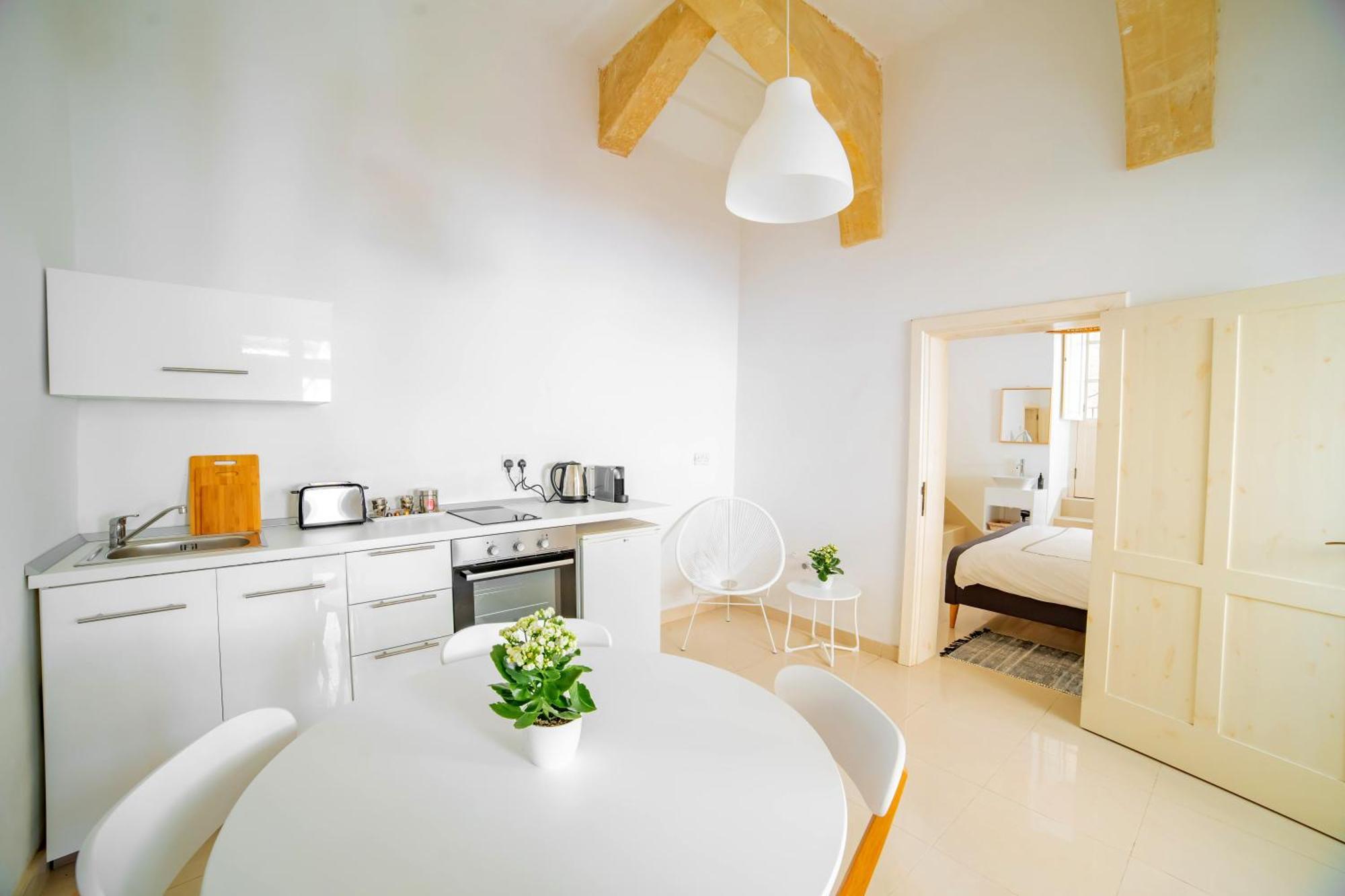 Carmelita Maisonette Apartment