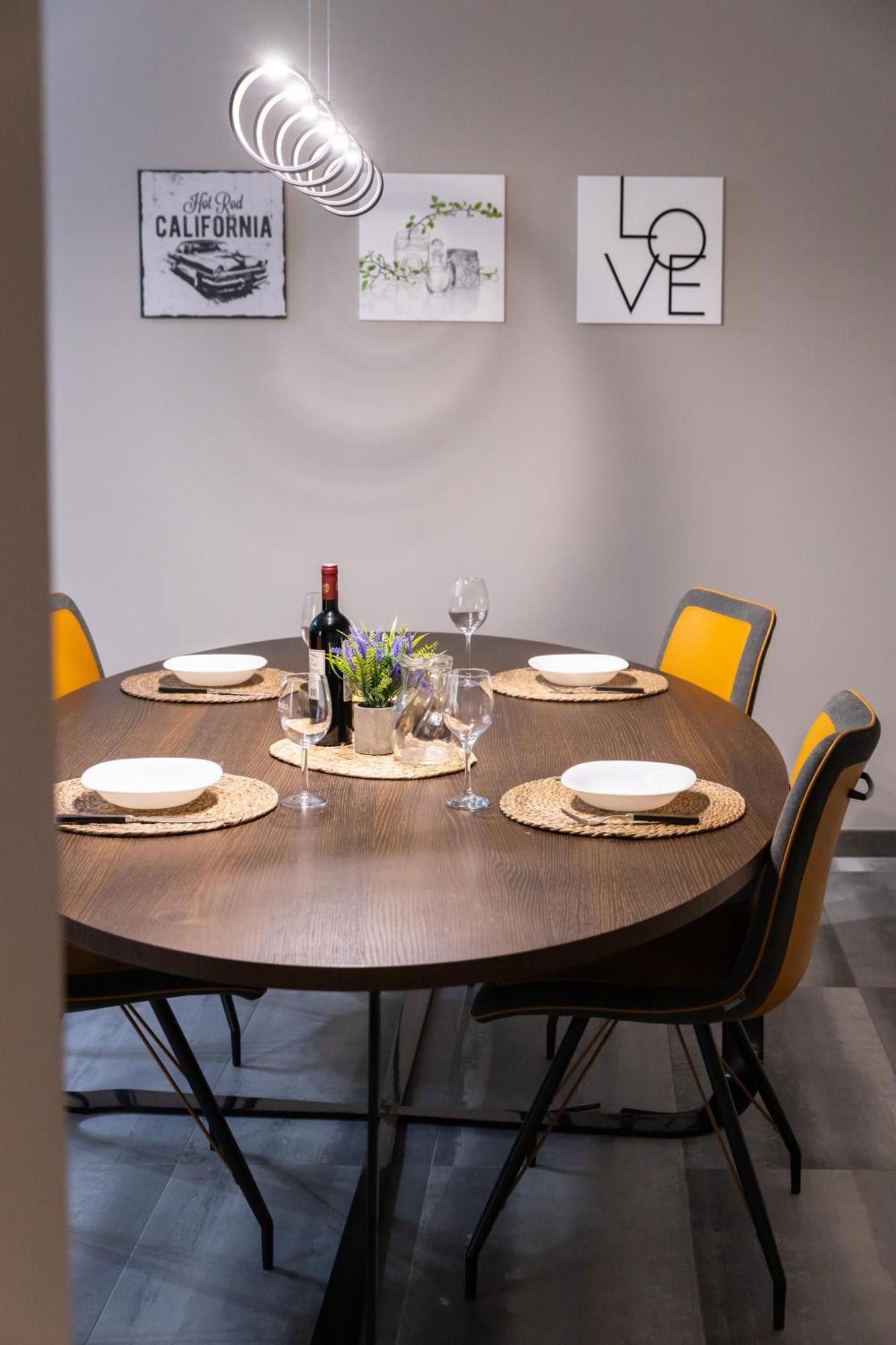 Stylish 2br Flat By Arcobnb Apartment