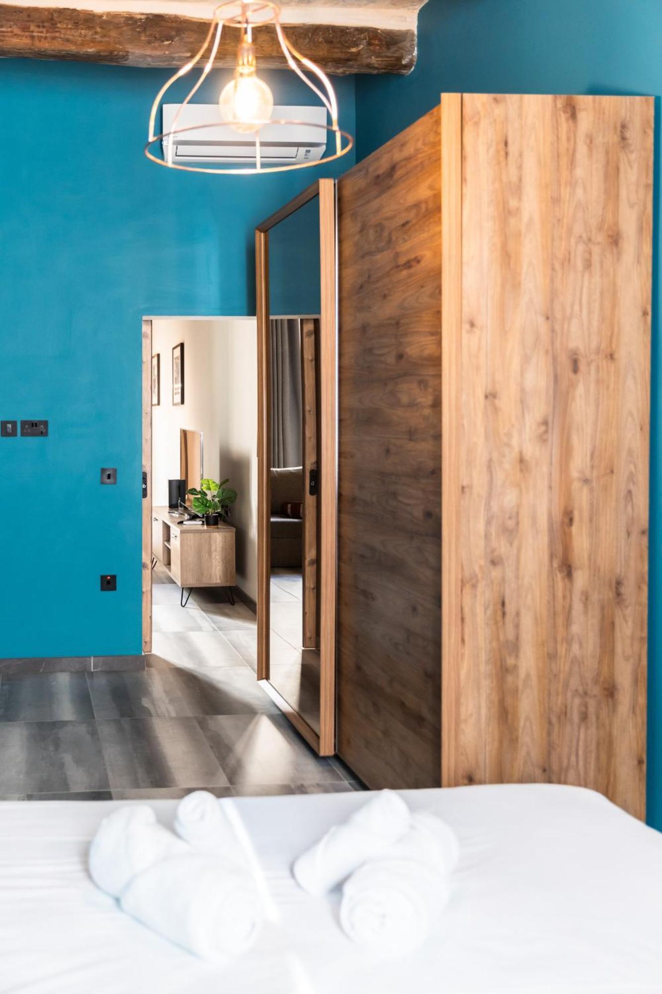 Stylish 2br Flat By Arcobnb Apartment