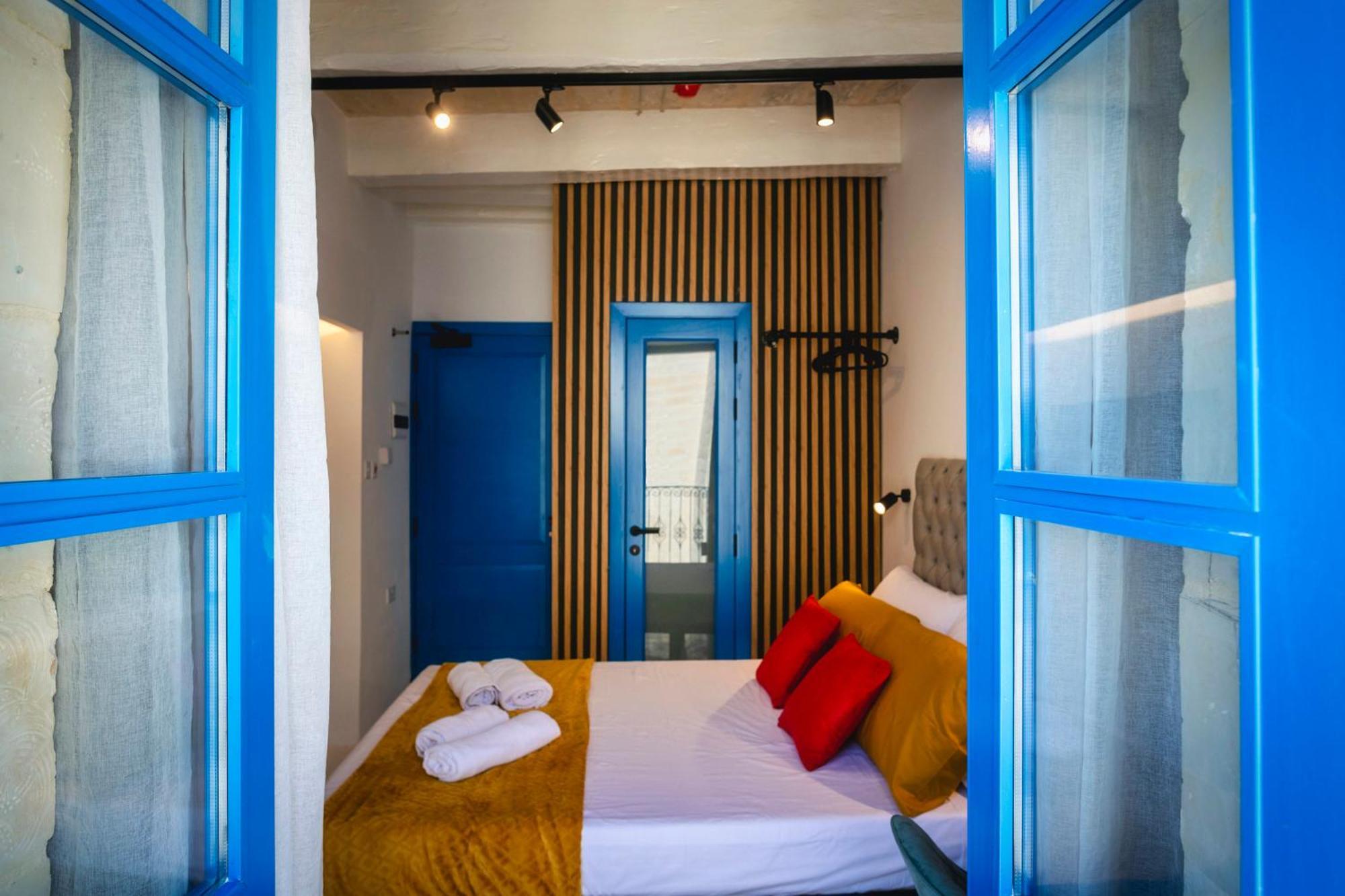 Mandera's Boutique & Dorms Guest house *