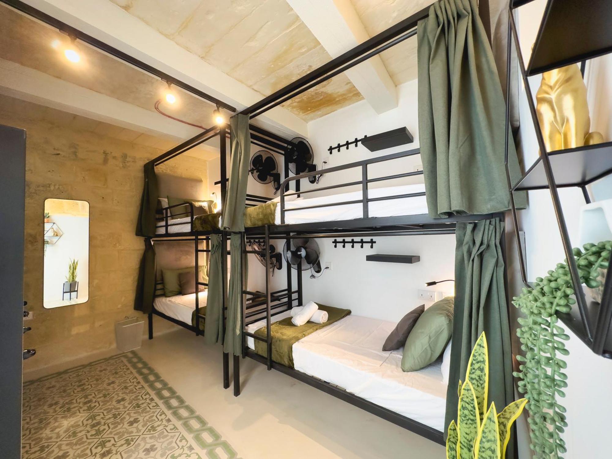 Guest house Mandera's Boutique & Dorms *