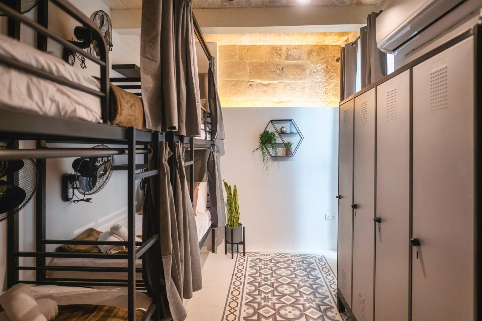 Mandera's Boutique & Dorms Guest house