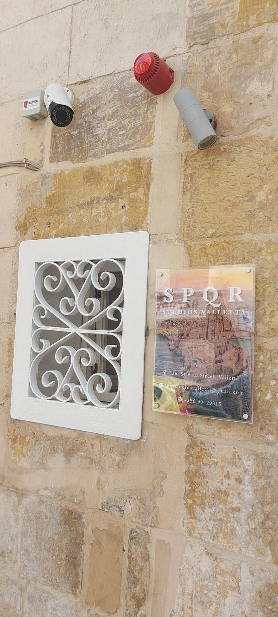 Spqr Apartment