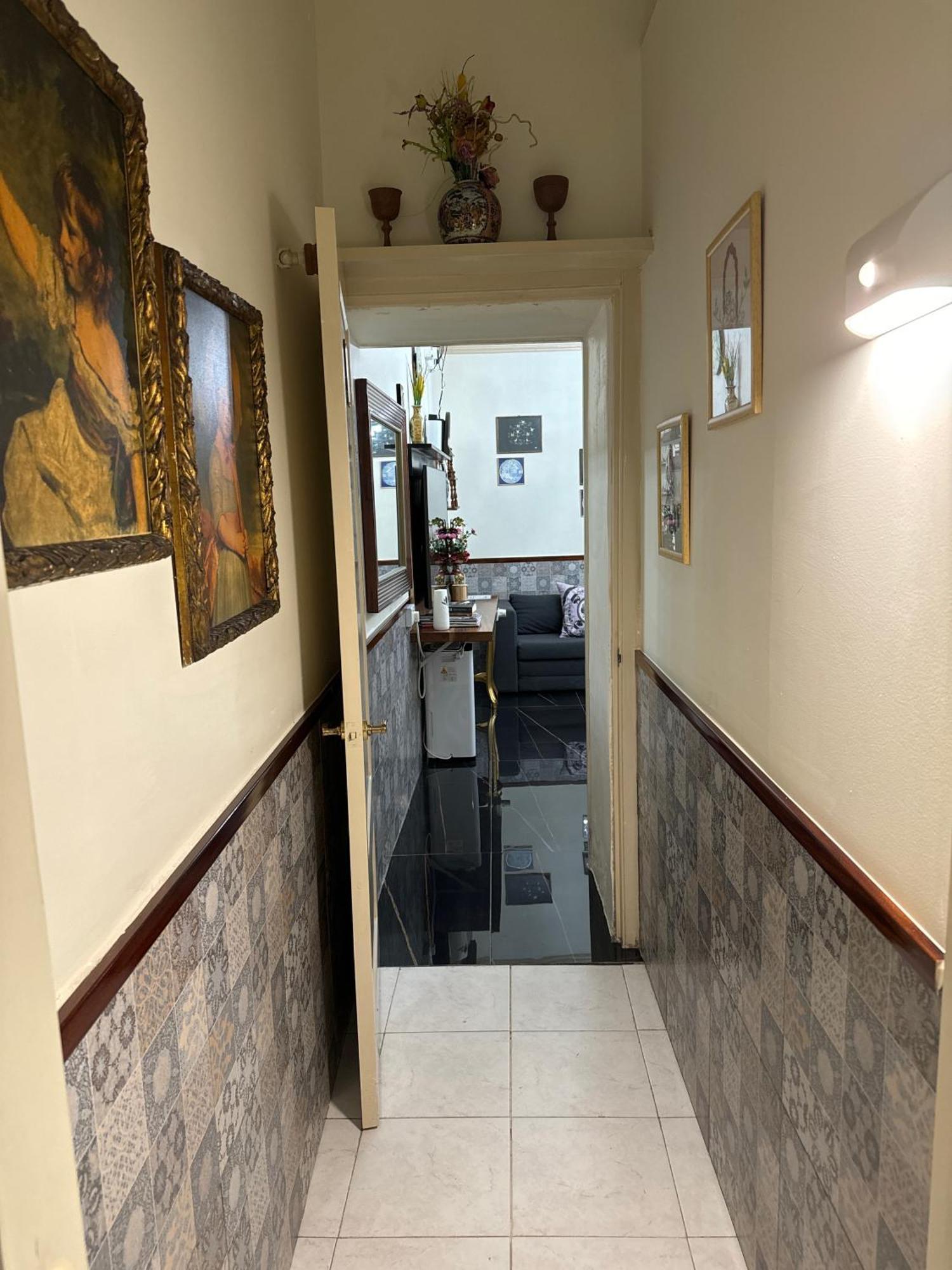 79a Apartment