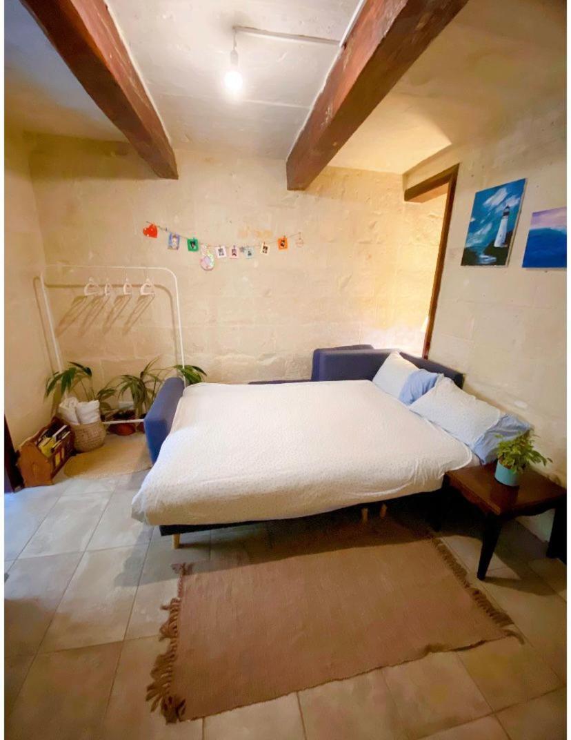 Main Street Cozy Townhouse Apartment Valletta