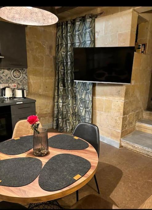 Vincenti's Nest In * Valletta