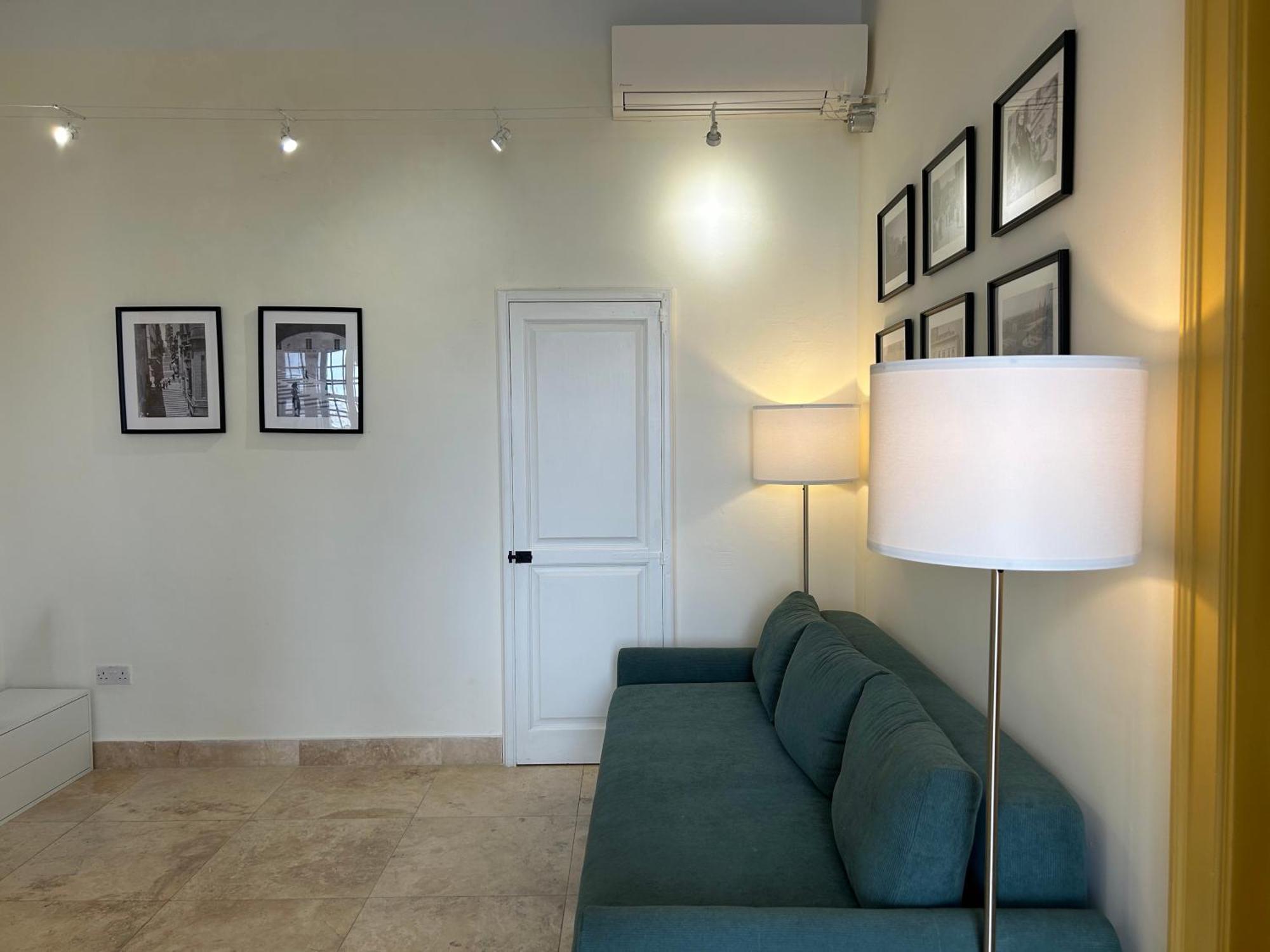 Prestigious Pied A Terre Wignacourt With Views Apartment *