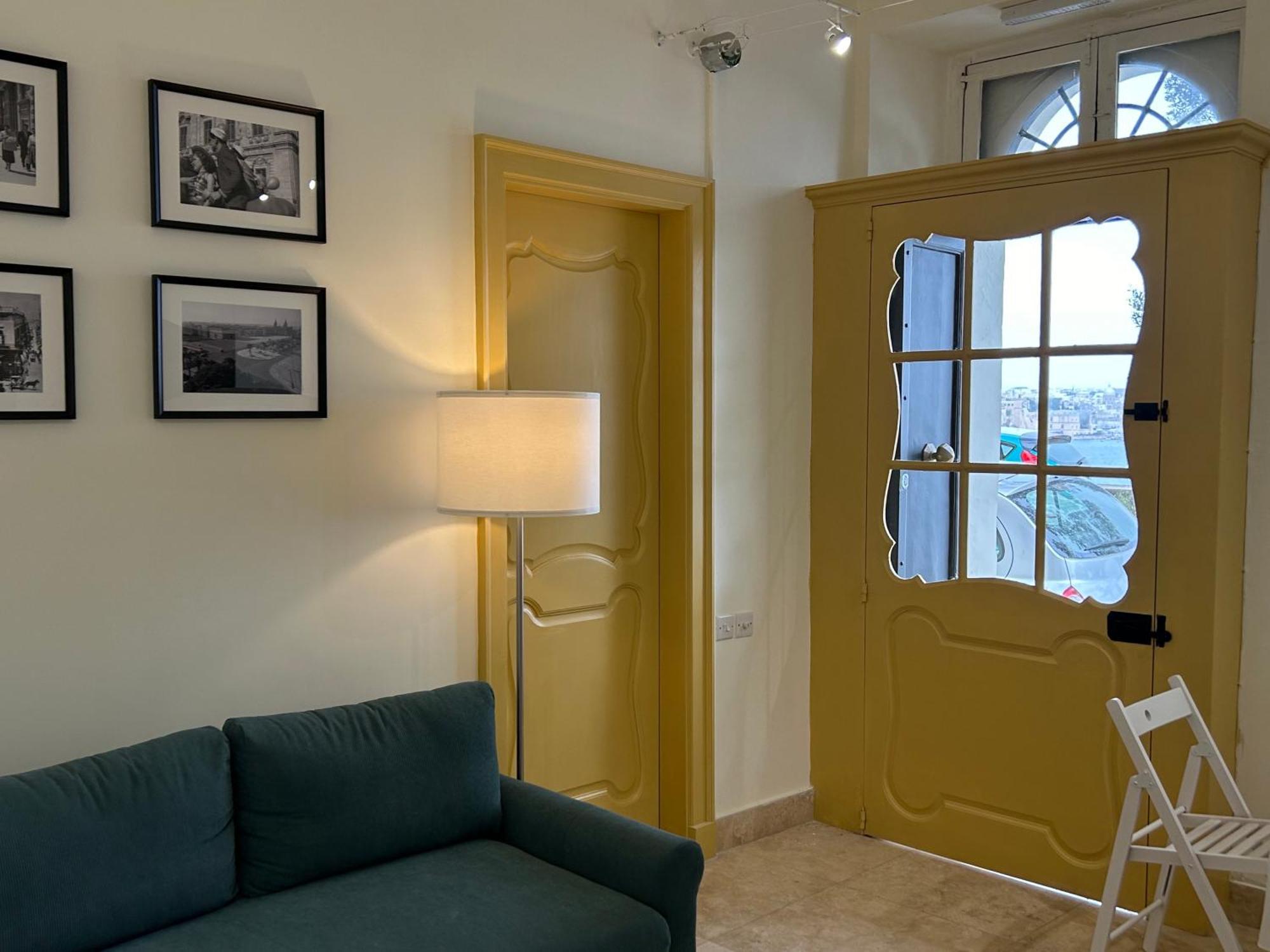 Prestigious Pied A Terre Wignacourt With Views Apartment Valletta