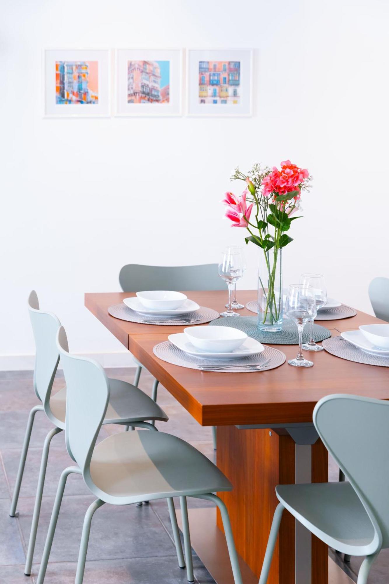 Unique & Spacious 2br In Center By Arcobnb