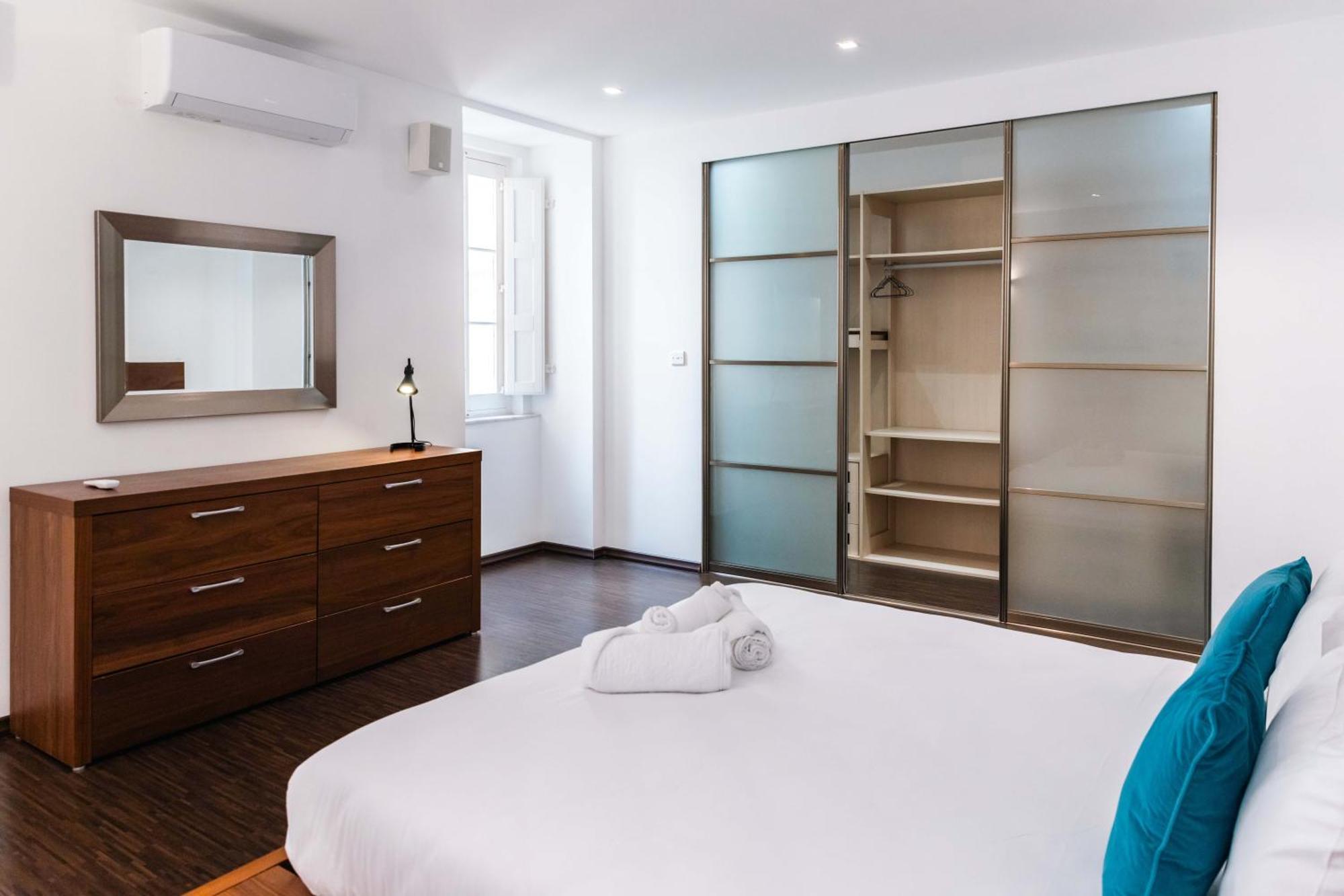 Unique & Spacious 2br In Center By Arcobnb Valletta