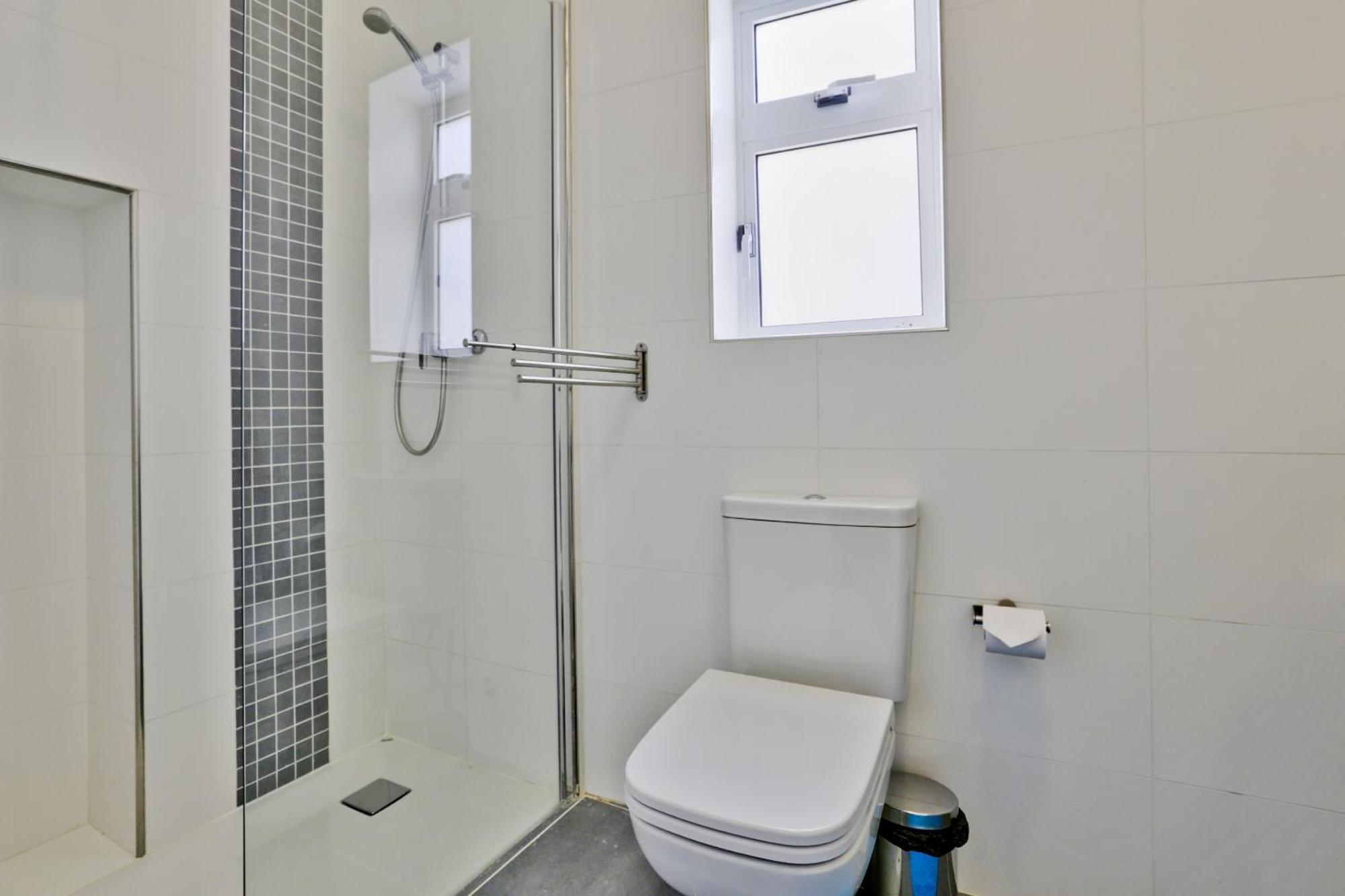 Exquisite 3-bedroom Duplex Penthouse With Jacuzzi In Centre Apartment Valletta