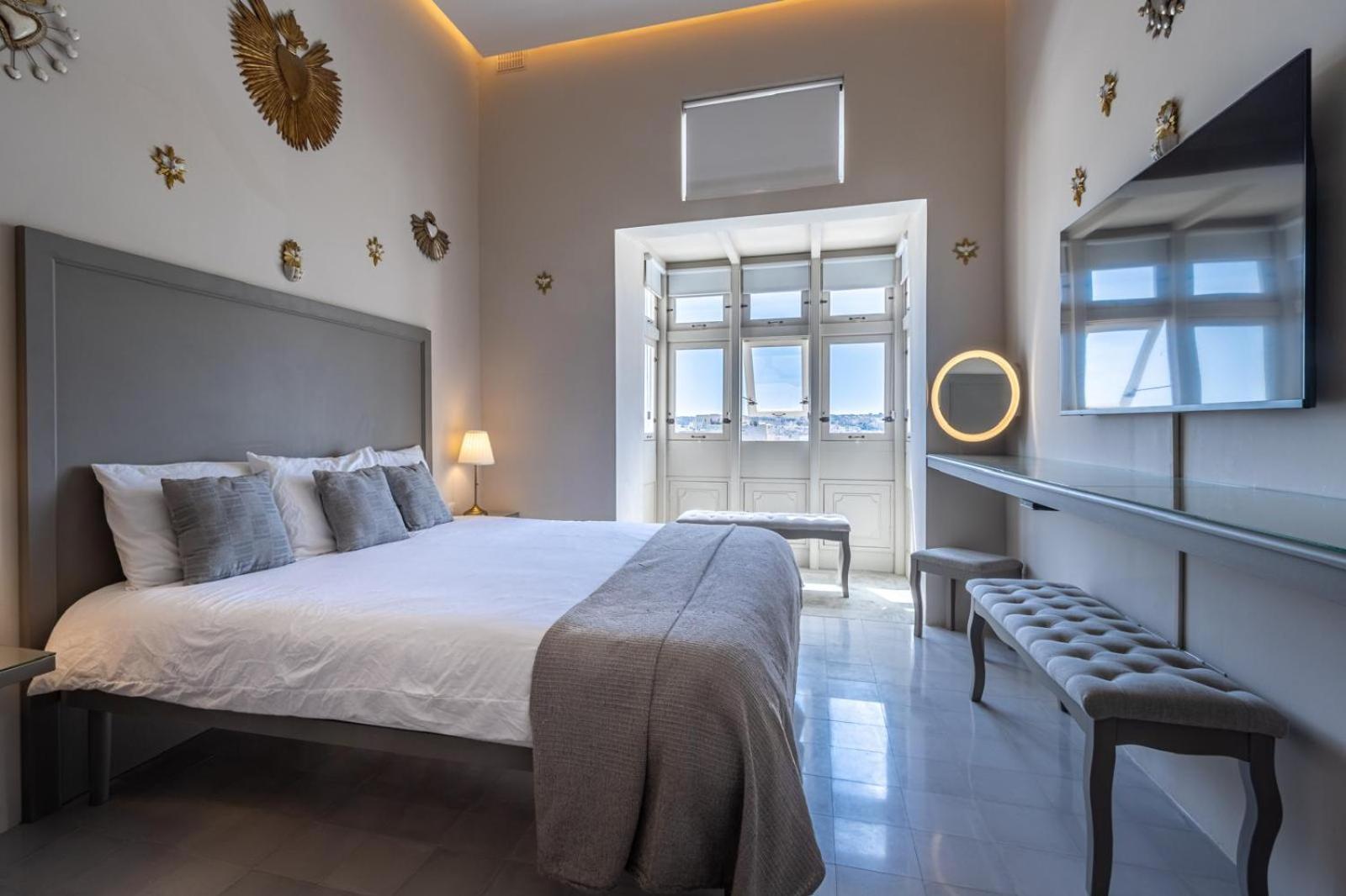 Stylish Seaview House